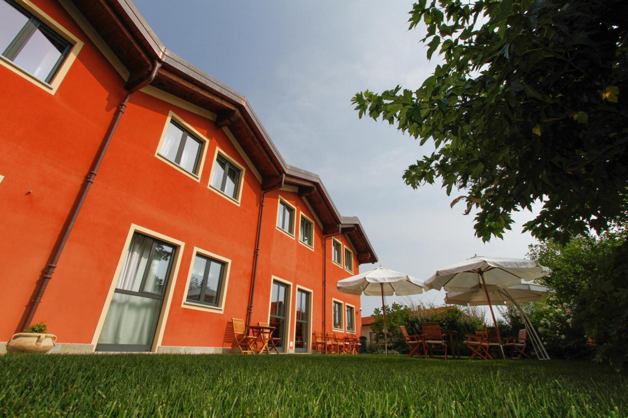 Albergo Della Ceramica Villanova Mondovì Buitenkant foto